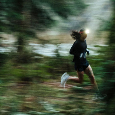 AdventureLight™ Stirnlampe mit 230° Panoramaleuchte